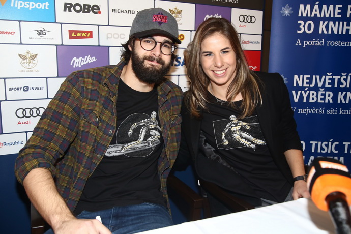 Jonáš Ledecký a Ester Ledecká, děti zpěváka Janka Ledeckého.