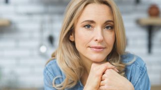 Saša (47): Pomohla jsem kamarádce odejít od manipulátora. Netušila jsem, že mi brzy vrazí kudlu do zad