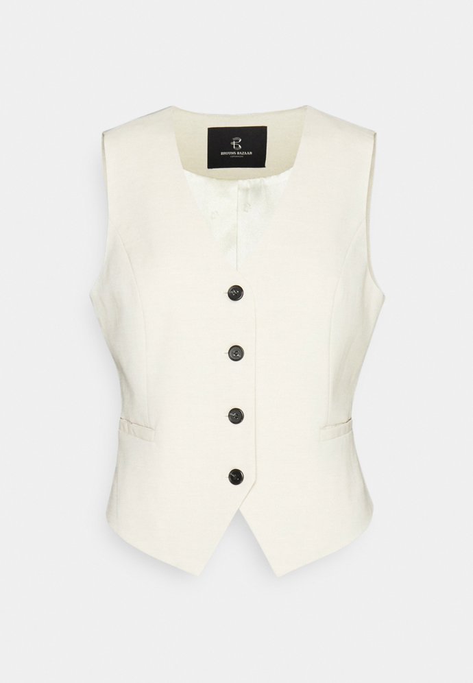 Vesta bez fazony, ideální jako top. (Bruuns Bazaar, 3 690 Kč)