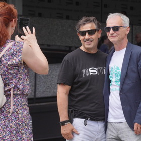 Ivan Trojan zapózoval s fanoušky.