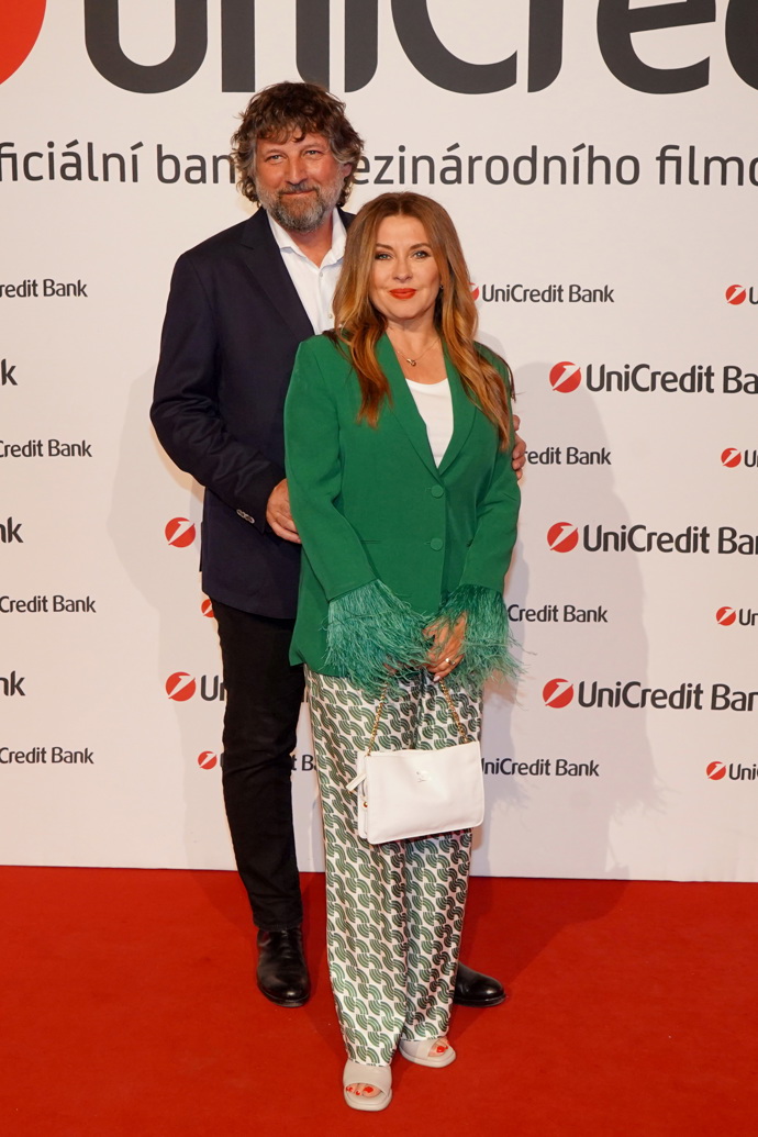 Na UniCredit Party dorazili i Petr Malásek a Dana Morávková. Oblečeni byli na rozdíl od většiny ostatních spíše ležérně. 
