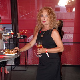 Světlana v Karlových Varech také oslavila své 63. narozeniny.