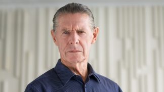 Radek (63): Dvě mladé stopařky mě pořádně vyděsily. U hřbitova se mi prostě vypařily z auta