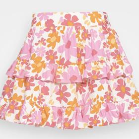 Hravá dokonalost. Mini s volány. (Glamorous, 799 Kč)