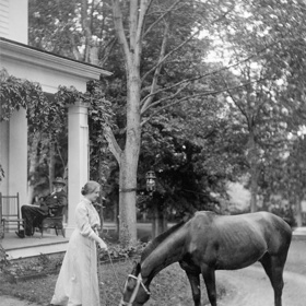 "Procházka s přítelem ve tmě je lepší, než když jdeme sami za jasného dne."