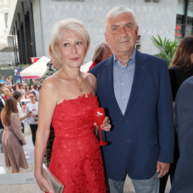 Manželé Donutilovi patří k pravidelným hostům přehlídek Beaty Rajské.