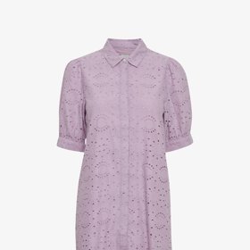 Fialkový tón sluší i oblíbené madeiře. (Ichi, 1 950 Kč)