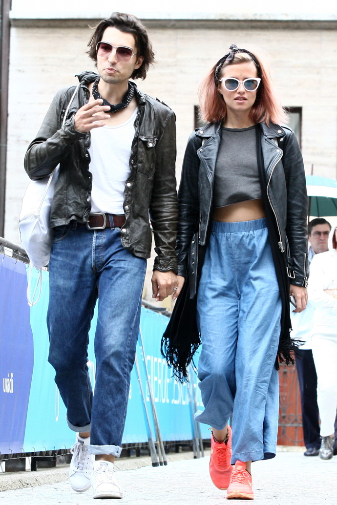 A pokoukáníčko to bylo i na kolonádě. Zde si ještě dobře všimněte Jordanovy kabelky.