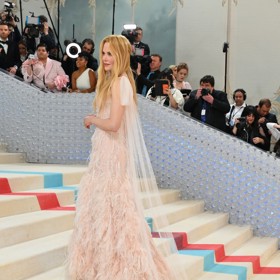 Nicole Kidman na letošním Met Gala v modelu z dílny Chanel.