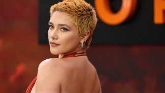 Florence Pugh boří mýty o ženách jako pozlátku Hollywoodu: Teď má vlasy na ježka, méně make-upu, aby mohla dělat ošklivé grimasy