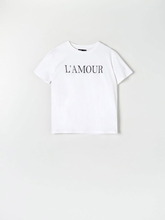 Pokud je řeč o lásce, ta je in za každých okolností. (Sinsay, 159 Kč)