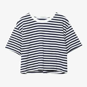 Crop top (Stradivarius, 299 Kč)