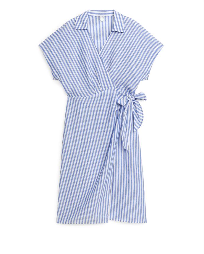 Zavinovací šaty s vázačkou (Arket, 1890 Kč)