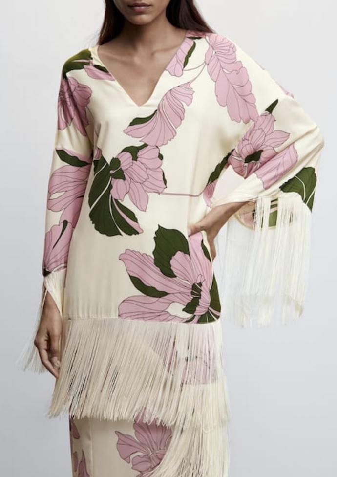 I tu můžete kombinovat se sukní ve stejném stylu. 