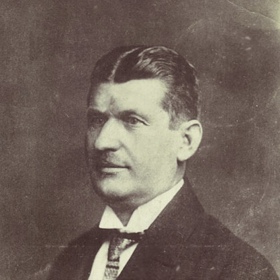 Tomáš Baťa začínal jako obyčejný švec s malou dílničkou.