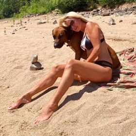 Mimo procházky a plavání se Kateřina Brožová věnuje také rybaření.