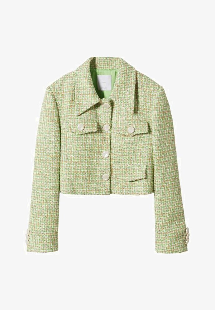 Trendy buklé v neodolatelném barevném provedení. (Mango, 2 499 Kč)