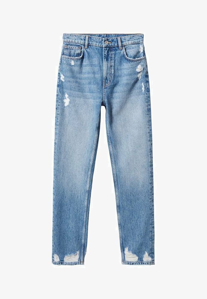 Džíny střihu boyfriend. (Mango, 899 Kč)