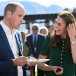 I když jsou urozené krve, i členové britské královské rodiny mají slabost pro obyčejná jídla. William a Kate si vedle boloňských špaget rádi dopřávají rybu s hranolky.