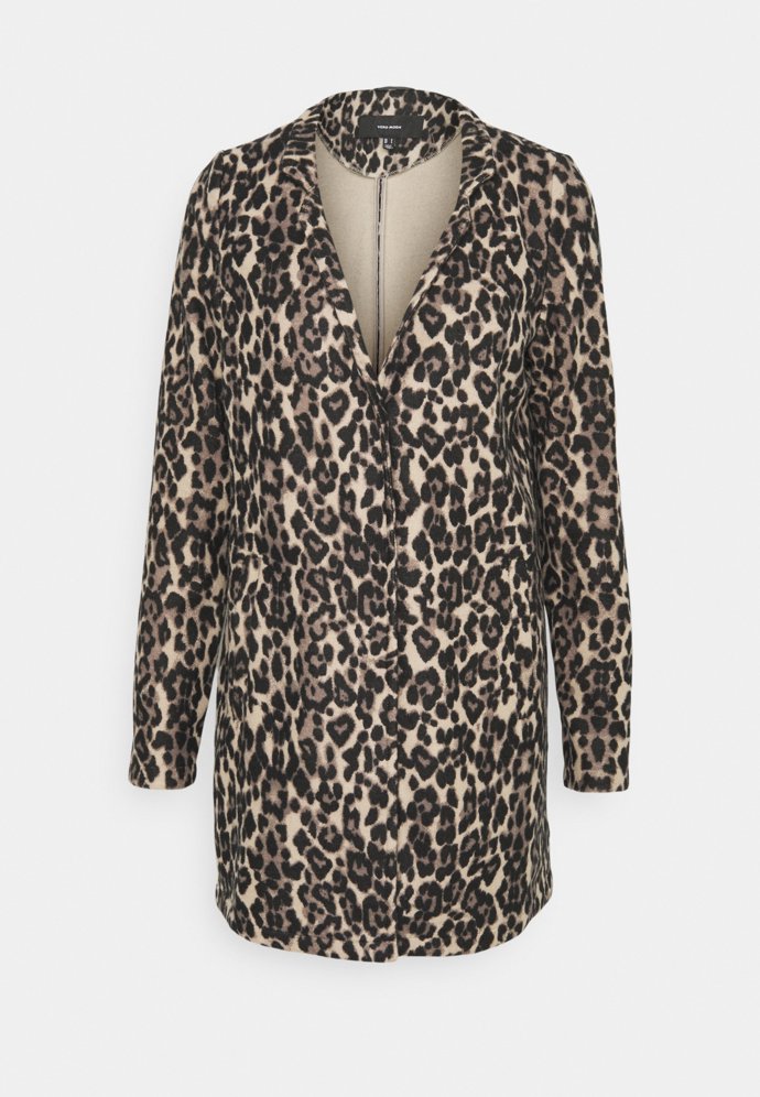 Kabátek s rozhalenkou, Vero Moda, 999 Kč.
