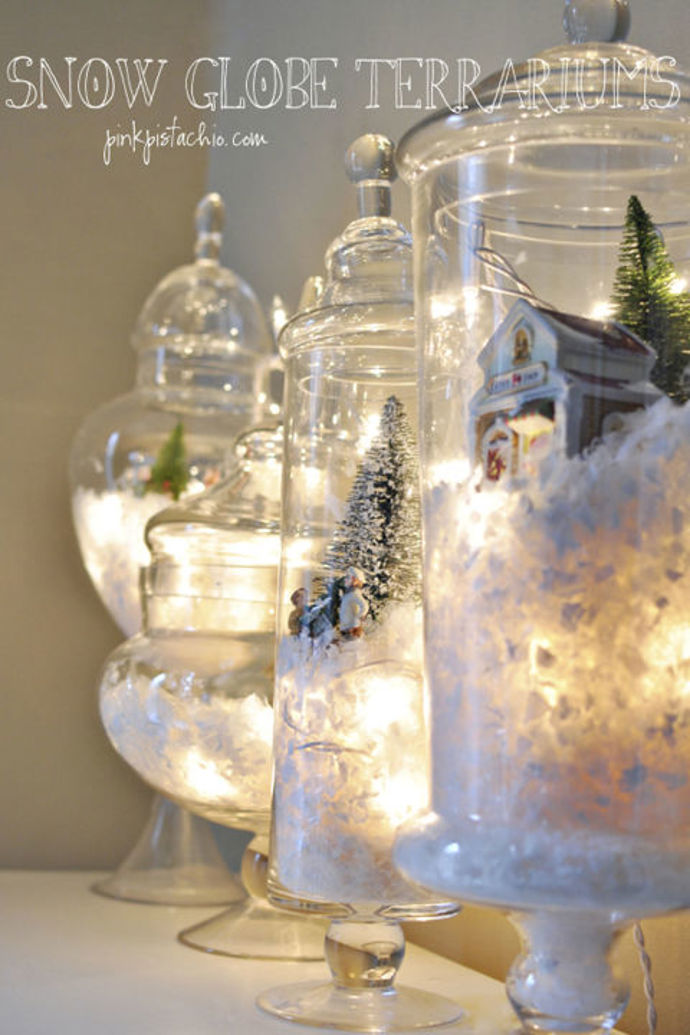 15. Představa o dokonalých Vánocích? Nemůže postrádat sníh. Pokud si ale paní Zima dává načas, můžete si pomoct sami. „Nasněžte“ si do sklenic! Třeba pomocí vaty.