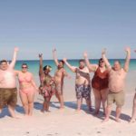 GALERIE: Zákaz vstupu hubeňourům. Tento hotel byl postaven na míru obézním lidem