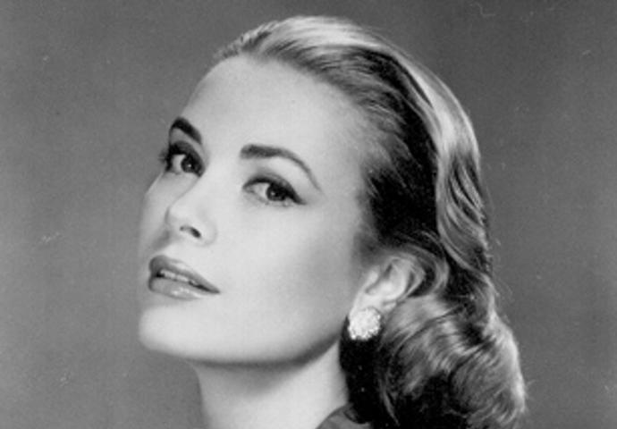 Zemřela při tragické automobilové nehodě. Předtím ale Grace Kelly dobyla Broadway