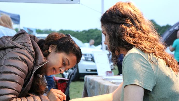 V nové reality show se setkáte i s hloupostí.