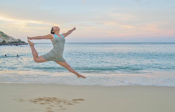 Se psem budete šťastnější. Důvod je zcela jednoduchý. Psi umí potlačit negativní emoce a naopak nastartovat pozitivní přístup k životu. 
