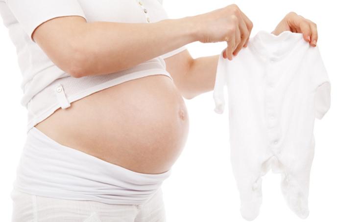 Zkuste k tomu přistoupit jinak, než vaše dcera čeká a buďte hřejivou náručí i pomocnou rukou.