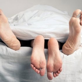 Pokud máte problémy s partnerem nebo nemáte mít s kým sex, měli byste se začít hodně rychle snažit s tím něco udělat.