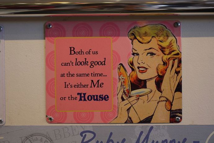 Ženy tenkrát nosily krásné účesy