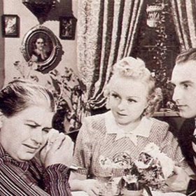 Herectví nikdy nestudovala.