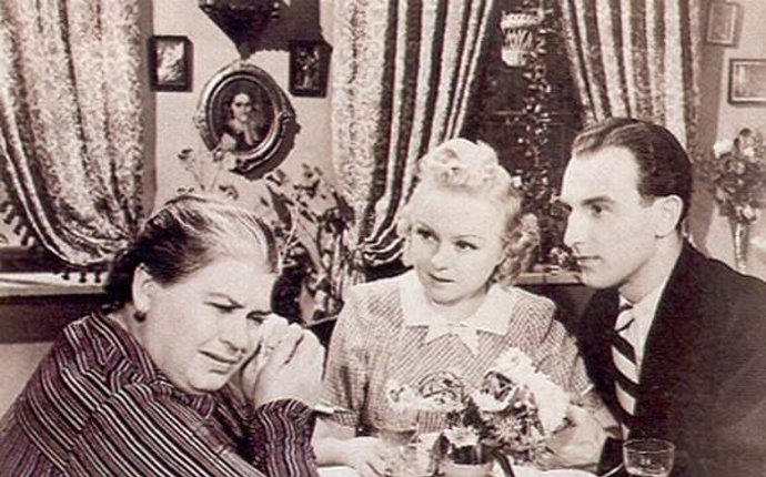 Herectví nikdy nestudovala.