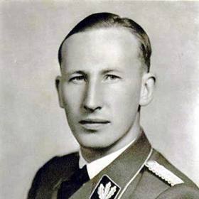 Podle legendy pomohly zabít Reinharda Heydricha