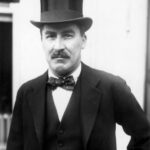 Objevitel Tutanchamonovy hrobky Howard Carter toužil celý život po velkém archeologickém nálezu. Věnoval tomu vše...