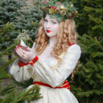 Angela Clayton začala šít před třemi lety ve svých patnácti jako samouk.