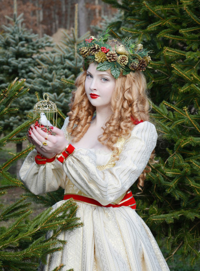 Angela Clayton začala šít před třemi lety ve svých patnácti jako samouk.