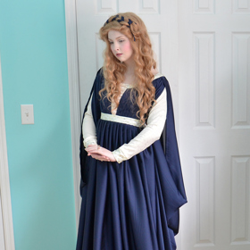 „Uvědomila jsem si, že mě o dost víc zajímá dělat věci, které se mi vizuálně líbí, než kostýmy oblíbených postav,“ řekla serveru BuzzFeed.