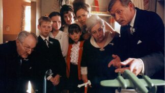 Natáčení filmu Pelíšky neušlo mnoha vtipným improvizacím, které nakonec ve filmu zůstaly.