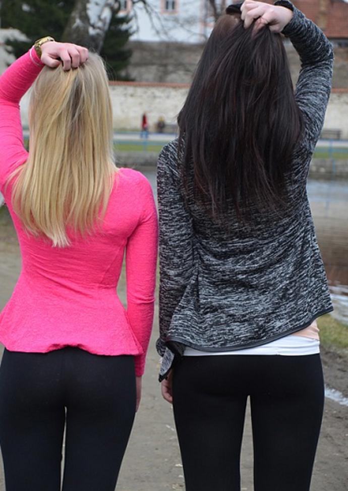 ...ale pokud to přesáhne mez, svěřte se kamarádce.