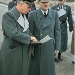 A není se čemu divit. Kdo by chtěl mít v rodině takovouto zrůdu?