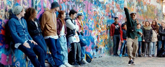 Tanečníků uvidíte požehnaně.