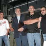 Je skvělým textařem.