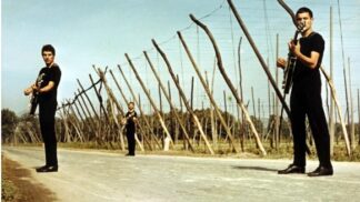 Písně z filmu jsou dodnes stále živé.