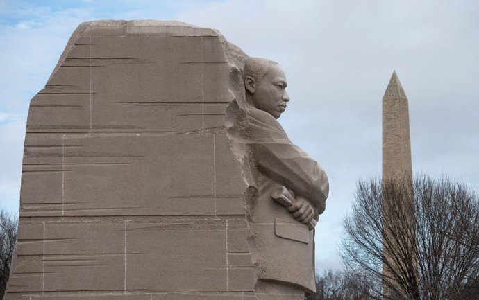 Měli například vyhraněná místa v autobusech