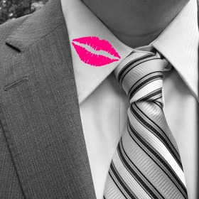 Ten make-up je od klientky. Chabá výmluva.