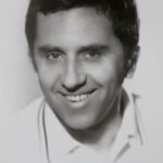 Původně měl převzít rodinnou firmu. Tu jim nejdříve zabavili nacisti, později komunisti.