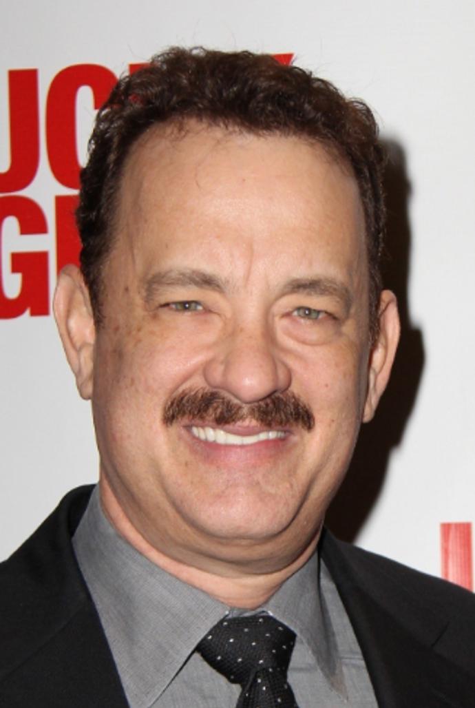 Tom Hanks je vzdáleně příbuzný se samotným prezidentem Spojených států Abrahamem Lincolnem.