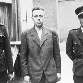 Karl Rahm byl poslední velitel koncentračního tábora v Terezíně.